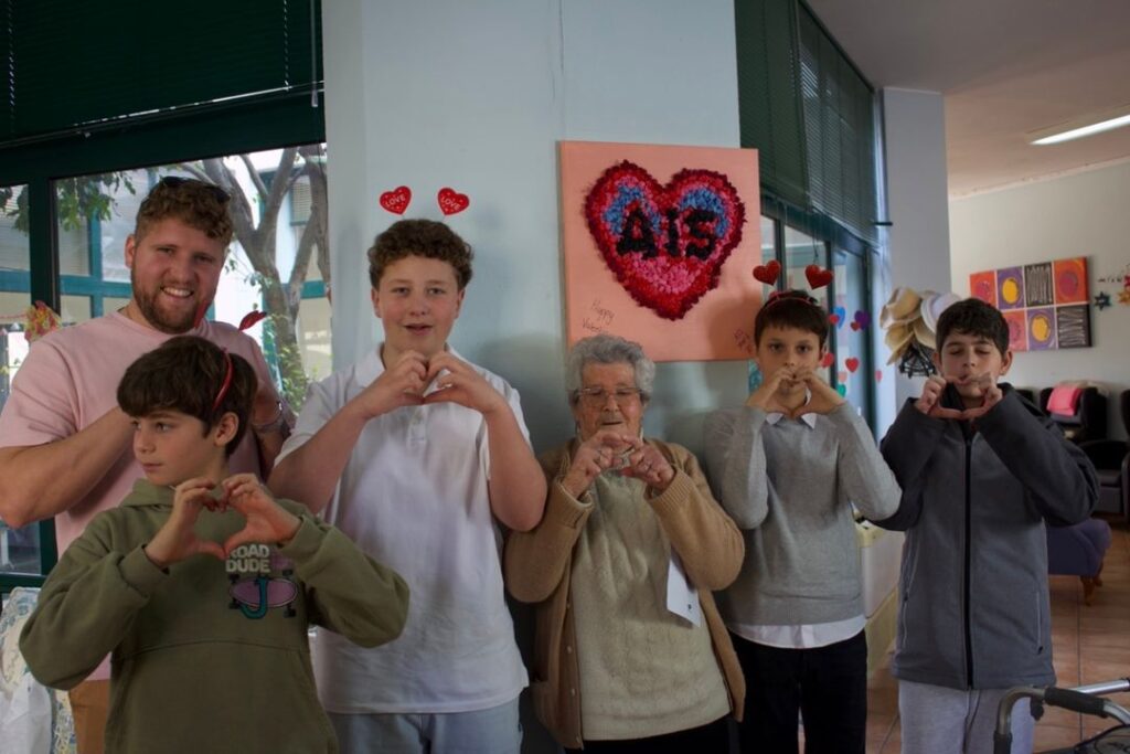 ais at associação social cultural de almancil