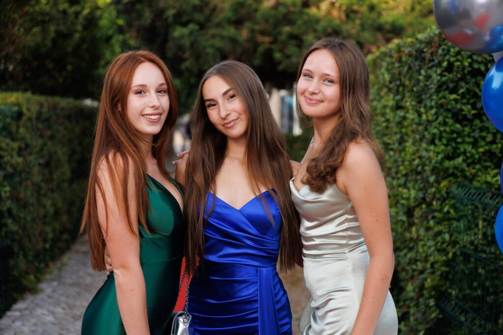 aspire prom night ladies